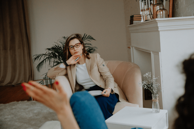 listening therapist