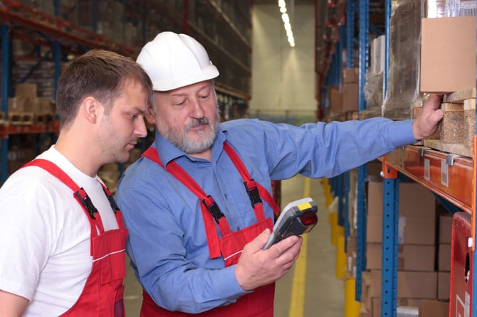 bigstock-Engineer-Training-A-Newly-Hire-3508277 (1)