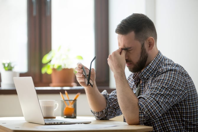 stressed-man-working